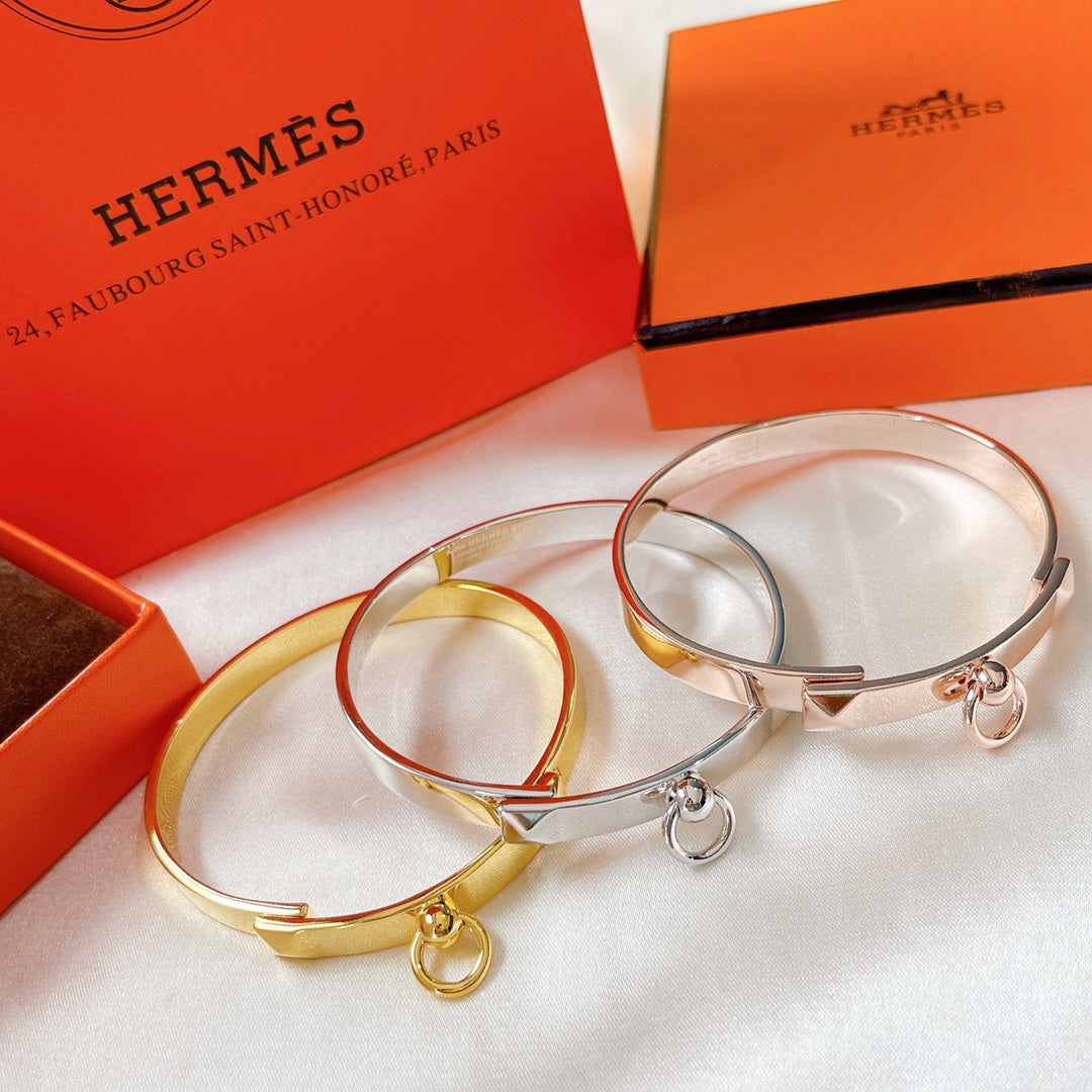 18K Collier De Chien Hermes Bracelet