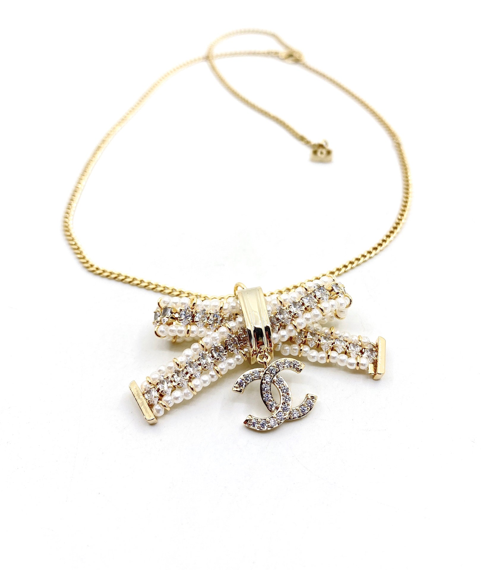 18K  Chanel Bow Tie Necklace