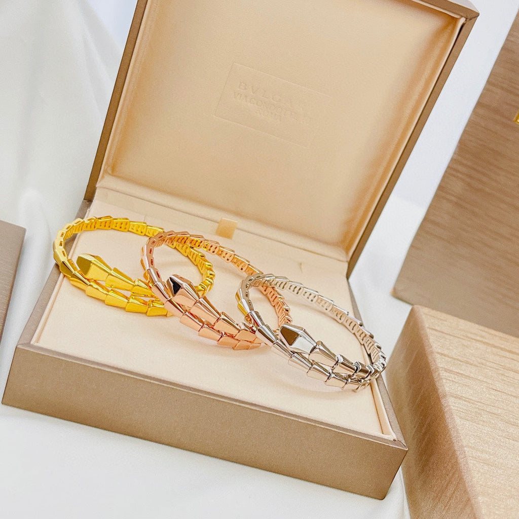 18K BVLGARI Serpenti Viper Bracelet