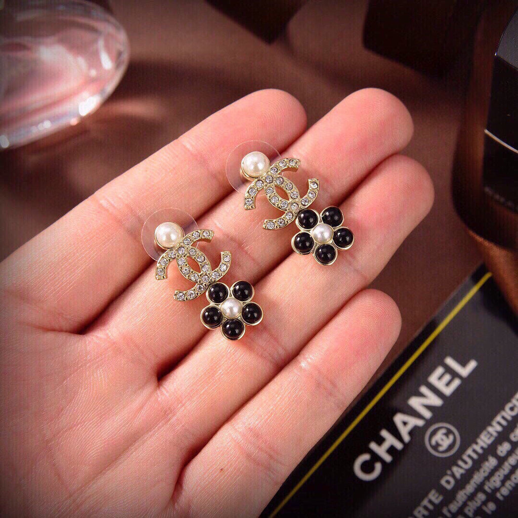 18K  Chanel Butterfly Pendant Earrings