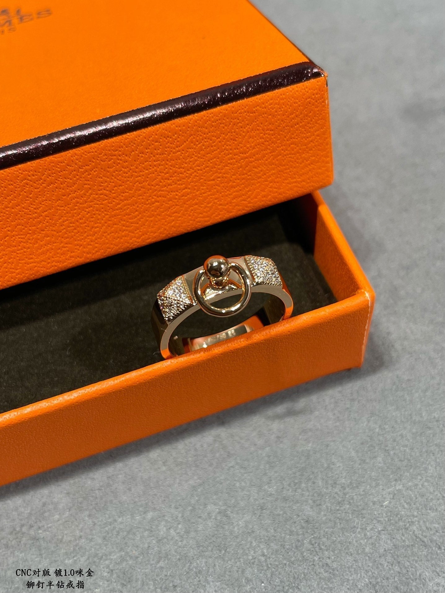 18K Collier De Chien Lock Diamonds Hermes Ring