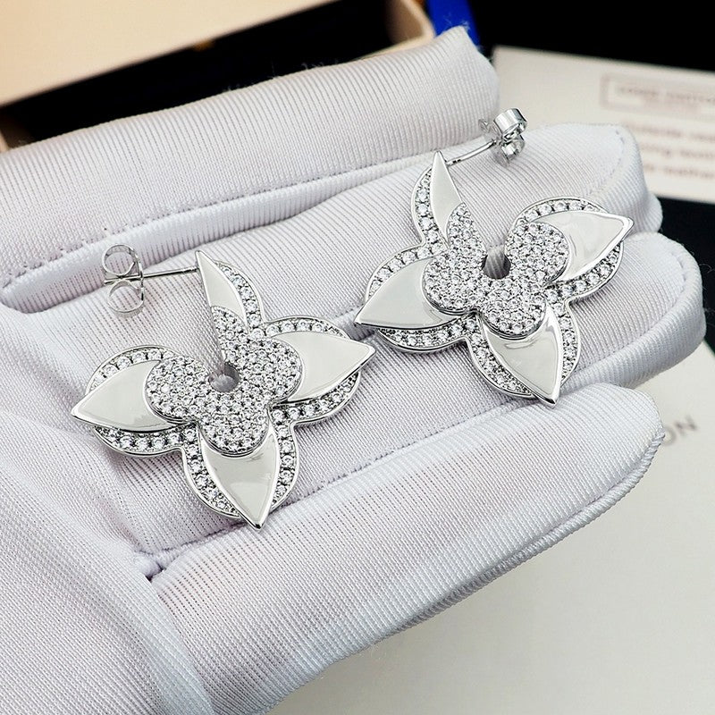 18K Louis Vuitton Medaillon Earrings